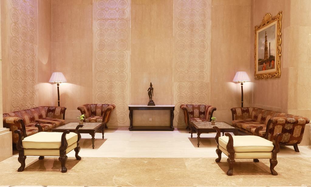 Hotel The Ashok, Nové Dillí Exteriér fotografie The lobby of the Taj Mahal Palace